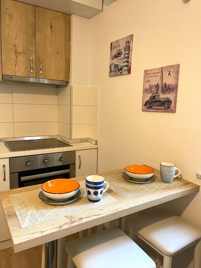 Apartment In The New Bazaar Of Tirana - Hana Blu Kültér fotó